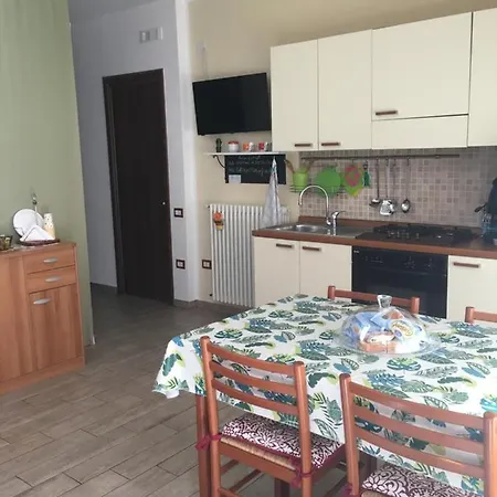 La Casa Del Giglio Hébergement de vacances *