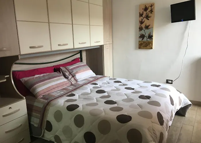 La Casa Del Giglio بيت للعطل *