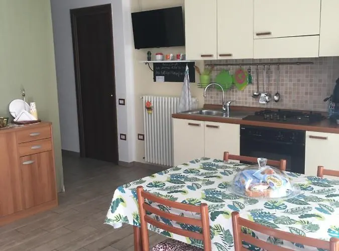 La Casa Del Giglio بيت للعطل *